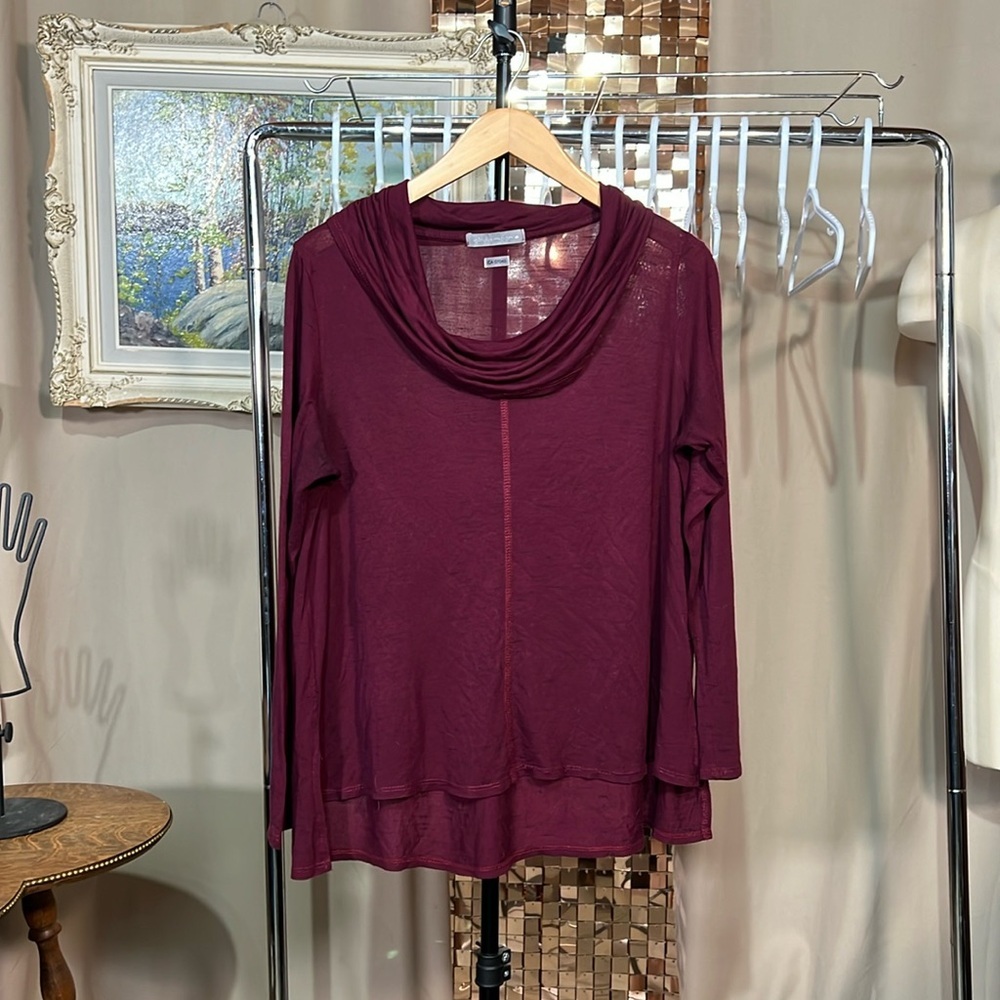Oliva Moon Maroon Black Merle Lightweight Cowl Neck High Low Size M P2P 22-24”